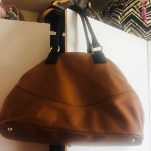 this is nicoli genuine leather bag